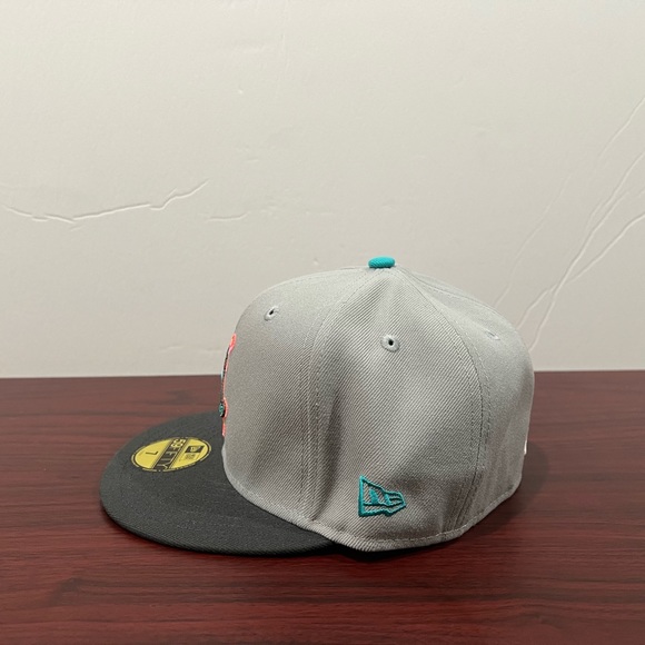 New Era, 59Fifty Fitted Hat, St Louis Cardinals, Grey, Pink & Green - Picture 8 of 11